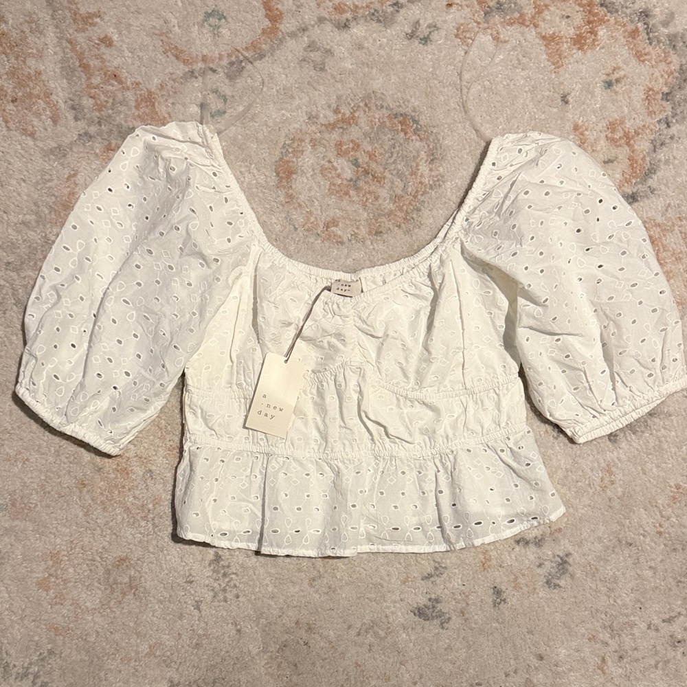 White Eyelet Puff Sleeve Top